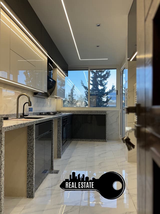 للبيع شقة في مشروع دمر قرب UP TOWN